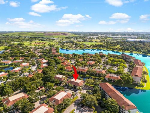 2079-2887 Carambola Cir S, Coconut Creek, FL, 33066-2579 | Card Image