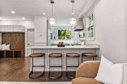 194-194 Green St, Cambridge, MA, 02139-4049 | Card Image