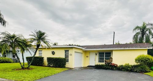 4690 Nw 113th Ave, Sunrise, FL, 33323-1054 | Card Image
