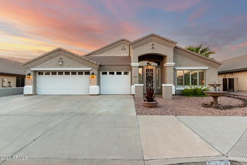 3206 W Sequoia Way, Phoenix, AZ, 85053-3096 | Card Image