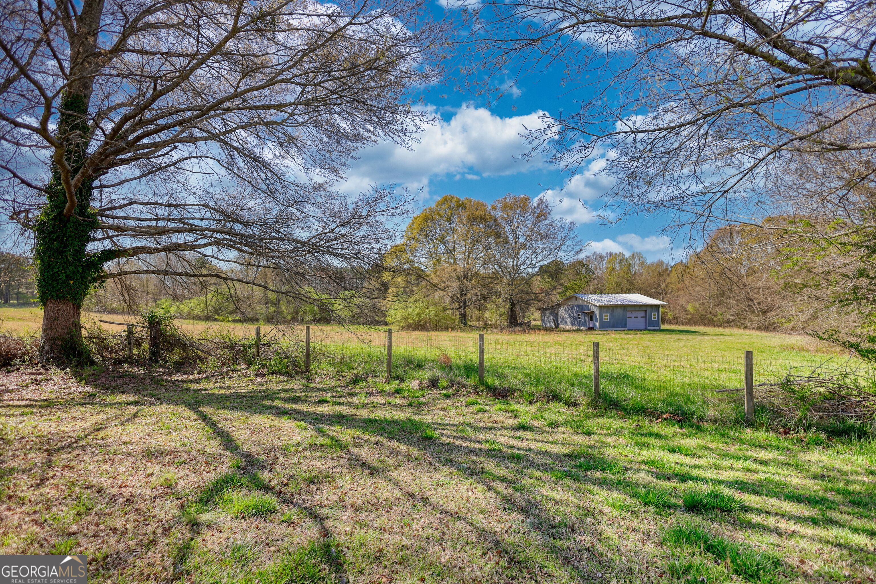 Land in Dacula 3