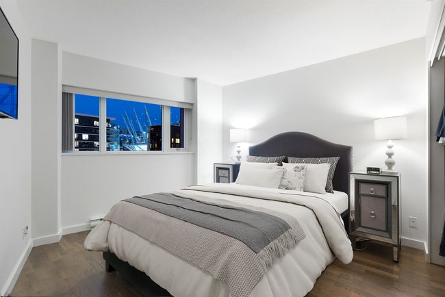 1807 - 918 Cooperage Way, Condo with 1 bedrooms, 1 bathrooms and 1 parking in Vancouver BC | Image 10