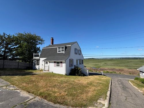 65 Gurnet Rd, Duxbury, MA, 02332-4013 | Card Image