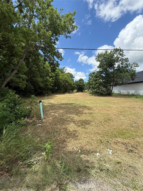 4310 Spencer St, Greenville, TX, 75401-3718 | Card Image