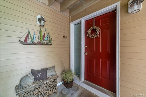 170 Birchwood Close, Chappaqua, NY, 10514-3700 | Card Image