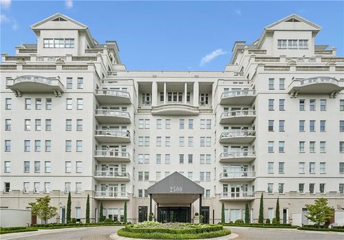apt-401s-2500 Peachtree Rd Nw, Atlanta, GA, 30305-5608 | Card Image
