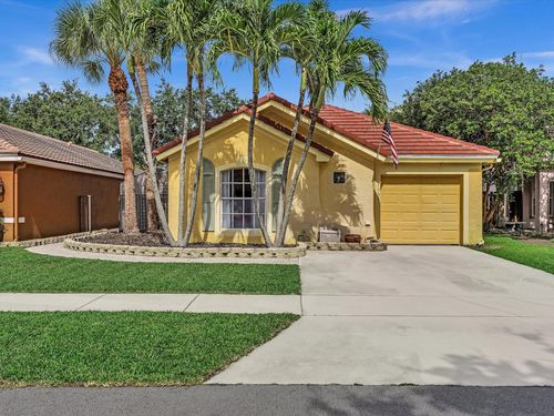7559 Savannah Ln, Greenacres, FL, 33463-7901 | Card Image