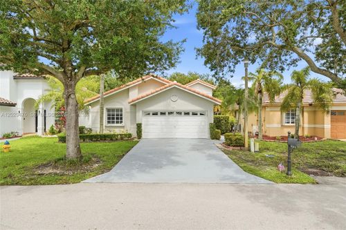 531 Sw 176th Ave, Pembroke Pines, FL, 33029-4010 | Card Image