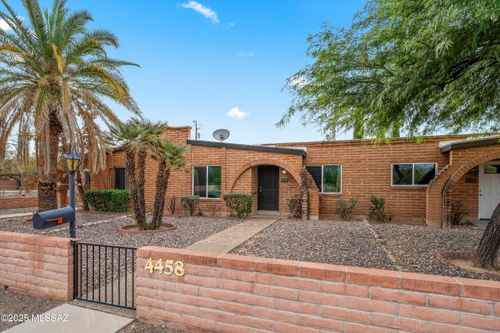 4458 E Fort Lowell Rd, Tucson, AZ, 85712-1107 | Card Image