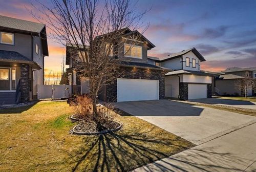 47 Thompson Cres, Red Deer, AB, T4P0R9 | Card Image