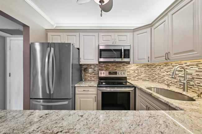 APT-114 - 5620 Sw 3 Rd Pl, Condo with 1 bedrooms, 1 bathrooms and null parking in Margate FL | Image 10