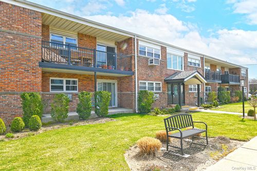 1a-10 Ivy Street, Oyster Bay, NY, 11735 | Card Image