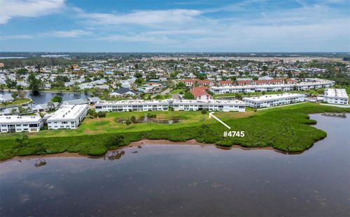 4745-4745 Independence Dr, BRADENTON, FL, 34210-1909 | Card Image