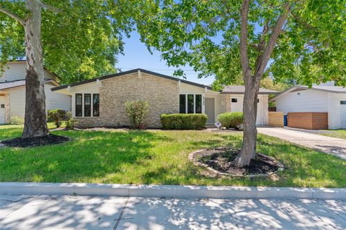 8509 Rockwood Lane, Austin, TX, 78757 | Card Image