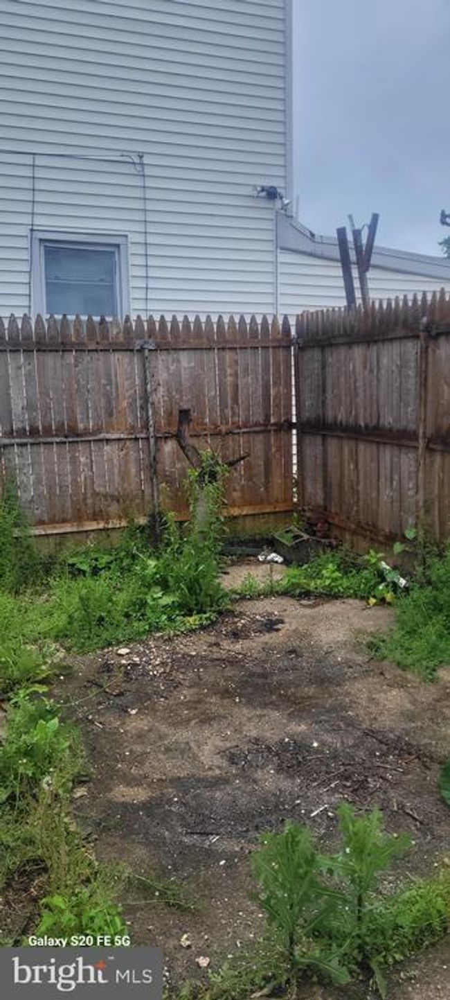 218 Stroud St, Townhouse with 2 bedrooms, 2 bathrooms and null parking in WILMINGTON DE | Image 6