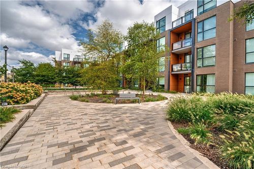 119-168 Sabina Dr, Oakville, ON, L6H0W5 | Card Image