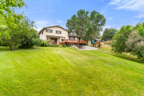 2 Valley View Dr, Sheridan, WY, 82801-8524 | Card Image
