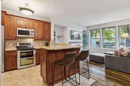 104-580 N 2nd St, Minneapolis, MN, 55401-4324 | Card Image