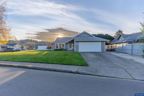 383 Sw Wyatt St, Dallas, OR, 97338-1242 | Card Image