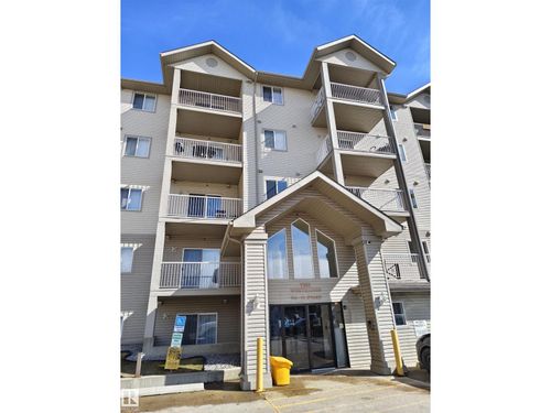7511 171 St Nw, Edmonton, AB, T5T6S7 | Card Image
