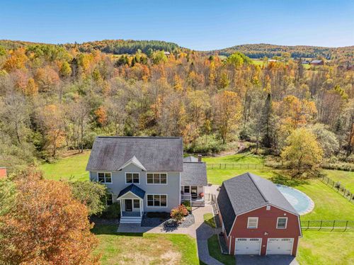 975 Sanders Cir, Montpelier, VT, 05602-8416 | Card Image