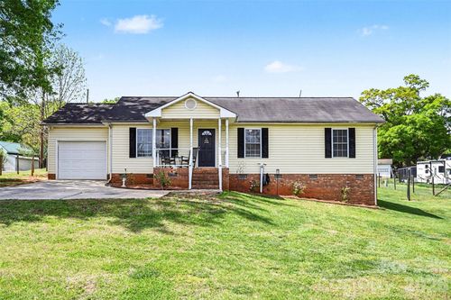 353 Woodlawn Ave, Mount Holly, NC, 28120-1781 | Card Image