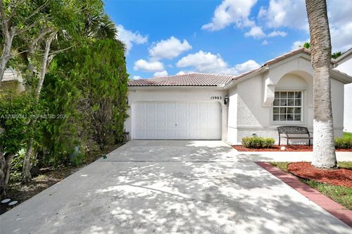 15982 Nw 12th Ct, Pembroke Pines, FL, 33028-1624 | Card Image