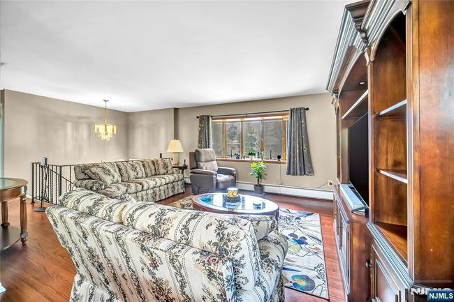 144 Caroline Rd, House other with 4 bedrooms, 3 bathrooms and null parking in Paramus NJ | Image 4