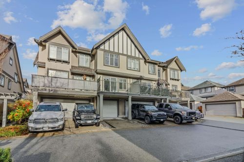 82-20038 70 Ave, Langley, BC, V2Y0B4 | Card Image