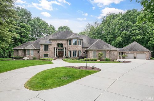 58897 River Forest Dr, Goshen, IN, 46528-8309 | Card Image
