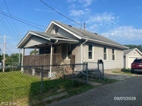 1703 30th Street Nw, Canton, OH, 44709 | Card Image