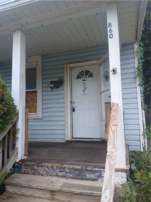 860 Grove Ave, New Brighton, PA, 15066-1339 | Card Image