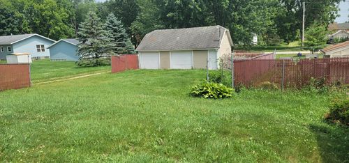 315 2nd St, FOX LAKE, WI, 53933-8001 | Card Image