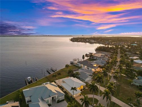 264 Bayshore Dr, Cape Coral, FL, 33904-5809 | Card Image