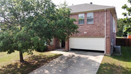 3305 Ocean Dr, Denton, TX, 76210-0215 | Card Image