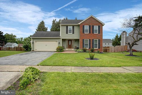 210 Burlington Ave, WALKERSVILLE, MD, 21793-9127 | Card Image