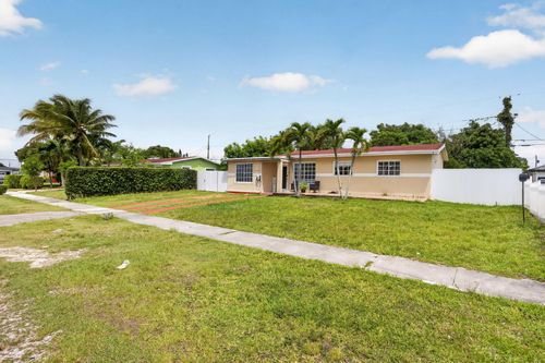 11751 Sw 185th Ter, Miami, FL, 33177-3258 | Card Image