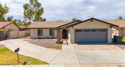 3017 W 17th St, Yuma, AZ, 85364-5047 | Card Image