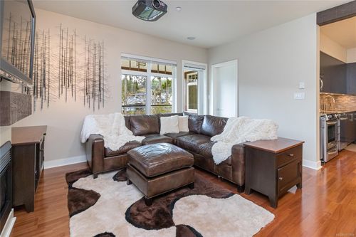 302-1395 Bear Mountain Pkwy, Langford, BC, V9B0E1 | Card Image