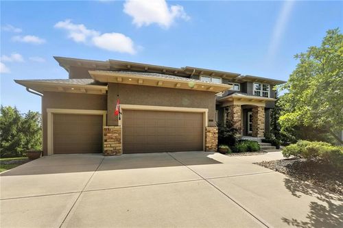 9120 W 156th Pl, Overland Park, KS, 66221-9310 | Card Image