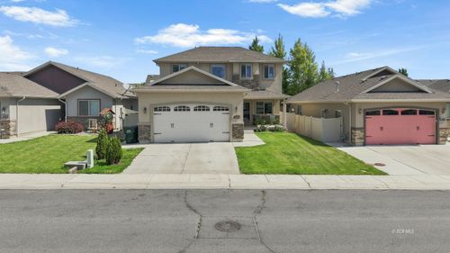 3778 Autumn Colors Dr, Elko, NV, 89801-7805 | Card Image