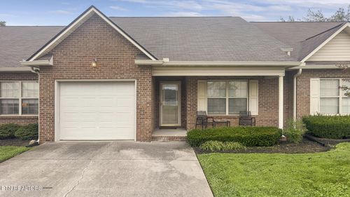 7202 Allison Way, Knoxville, TN, 37918-0961 | Card Image