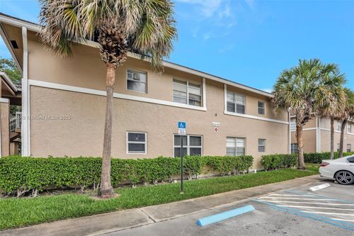 18-d-826 Twin Lakes Dr, Coral Springs, FL, 33071-5302 | Card Image