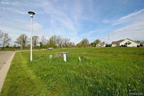 12058 Innsbruck Pl, Clio, MI, 48420-2152 | Card Image