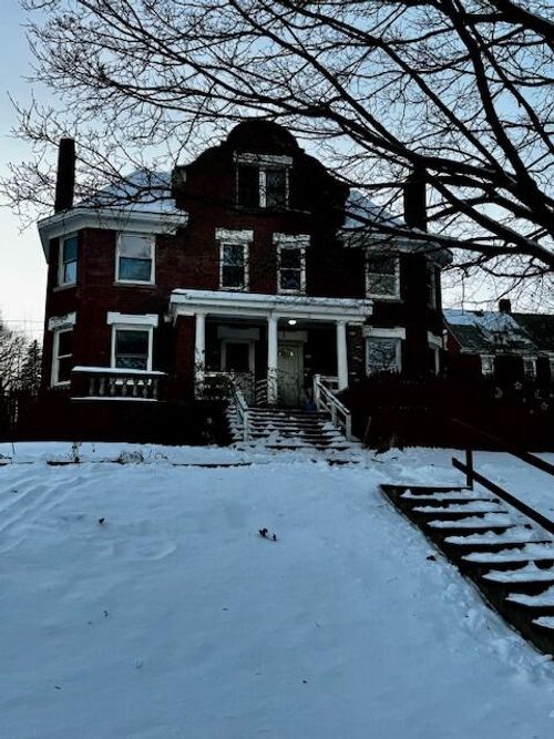 29 Erchles Street, Rumford, ME, 04276 | Card Image