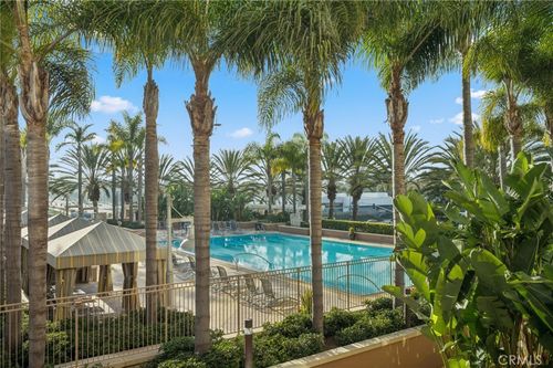 5047 Scholarship, Irvine, CA, 92612-5682 | Card Image