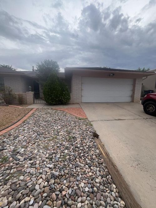 1052 Monte Largo Drive Ne, Albuquerque, NM, 87123 | Card Image