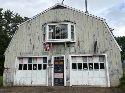 977 Dana Hill Rd, New Hampton, NH, 03256-4536 | Card Image