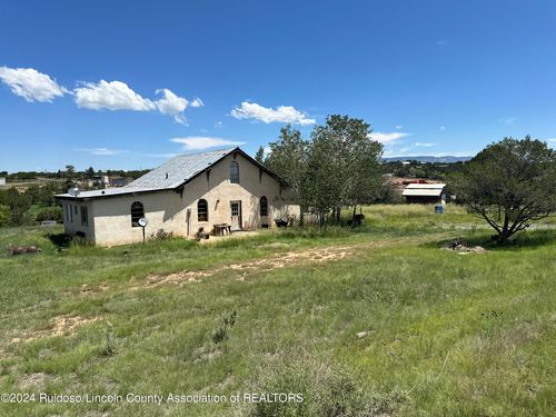 132 E East Cedar Road Road, Capitan, NM, 88316 | Card Image