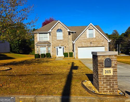 2415 Marsh Rabbit Bnd, Decatur, GA, 30035-3018 | Card Image